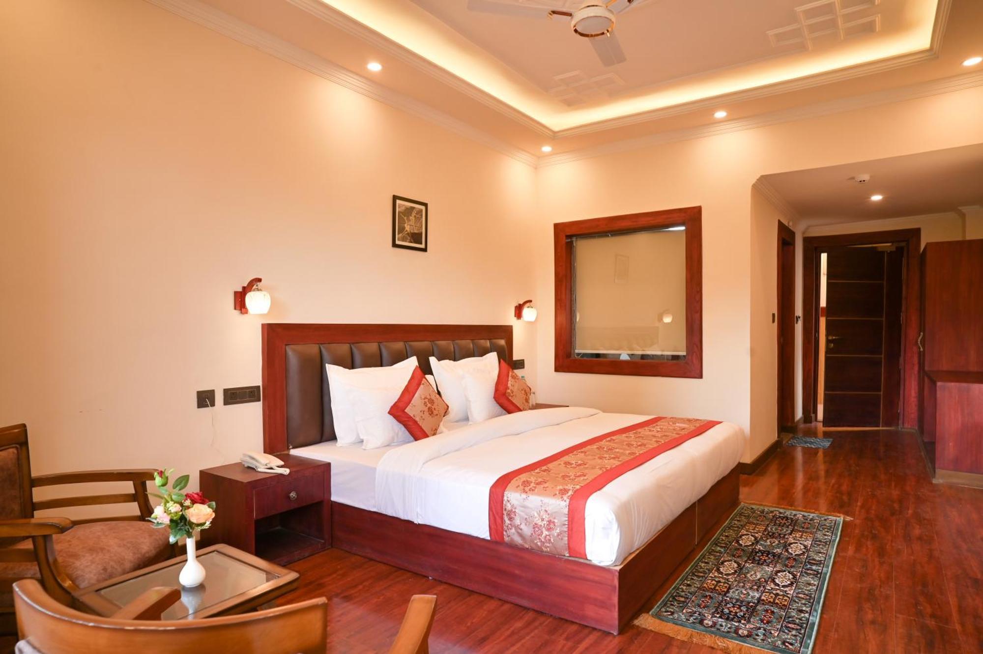Hotel Ladakh Hills Leh Dış mekan fotoğraf